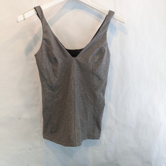 Lululemon Contour tank size 8 in EUC - Picture 6 of 11
